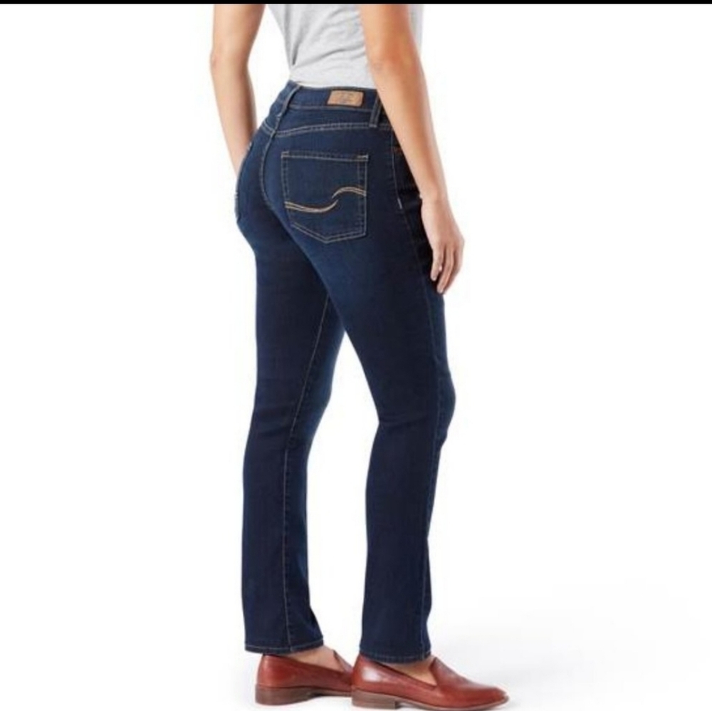 LIKE NEW Levi Signature Jeans Sz 14L